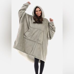 The Comfy! Original, Gray, NWOT